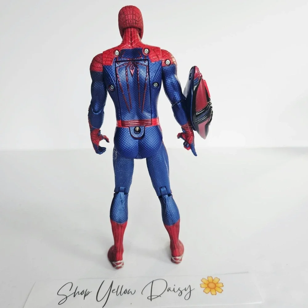 2014 Hasbro Amazing Spider-Man 2 Light-Up 10 Inch Action Figure Marvel Toy